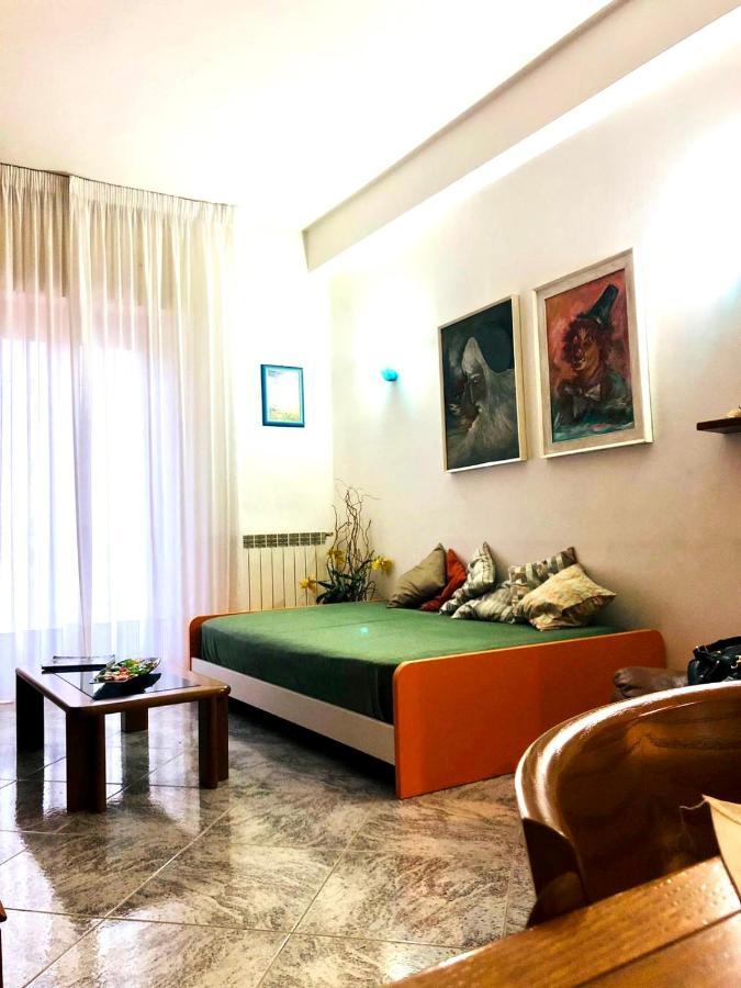 Via Solaro, Appartamento In Pieno Centro ฟอร์เมีย ภายนอก รูปภาพ